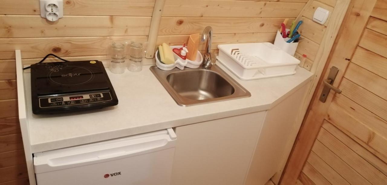 Vila Jelena - Bungalov Crni Vrh Exteriör bild